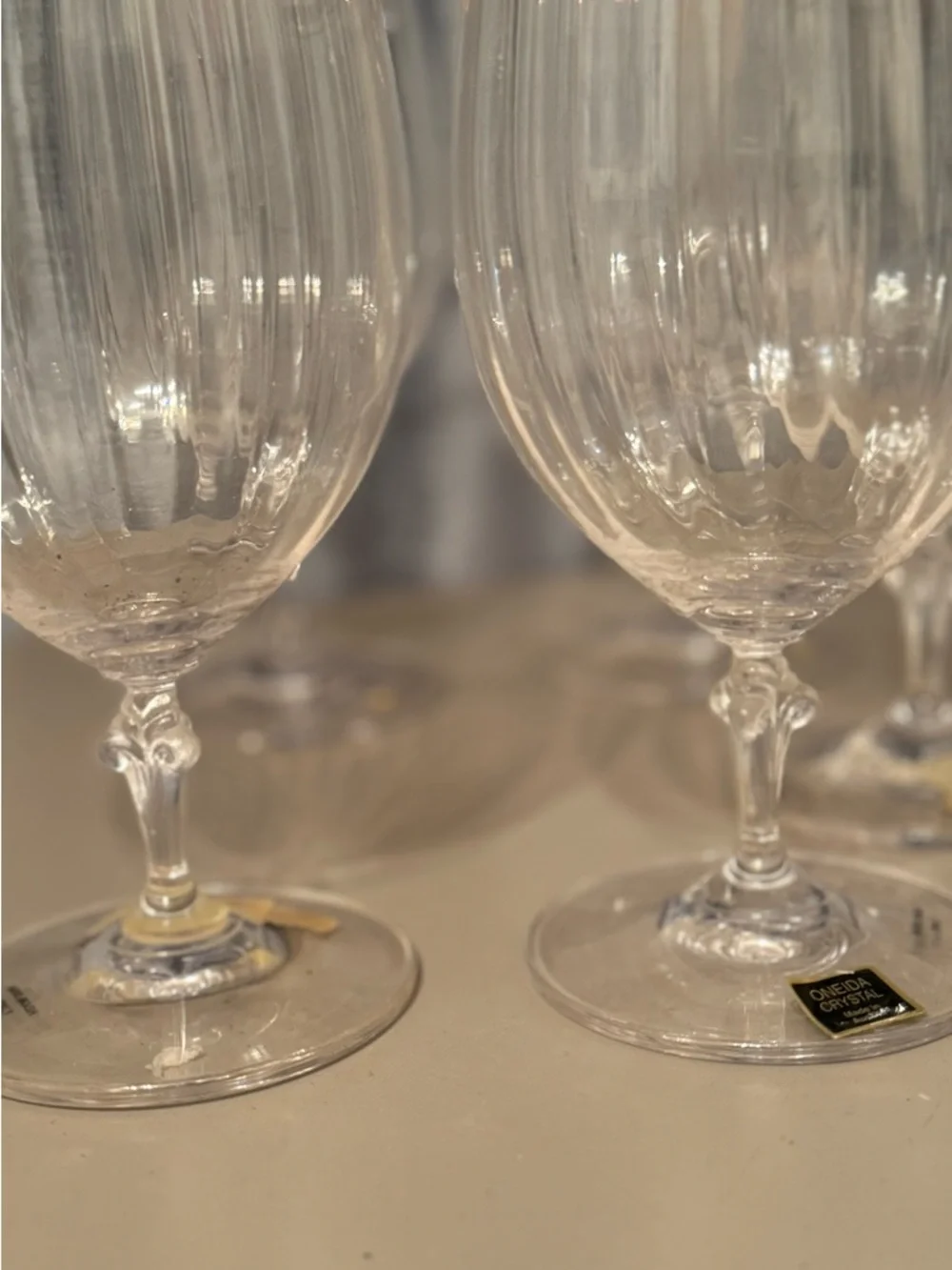 Set of 4/ Heiress Gold~  by ONEIDA /  Iced Tea | feature a ribbed  gold rim.
